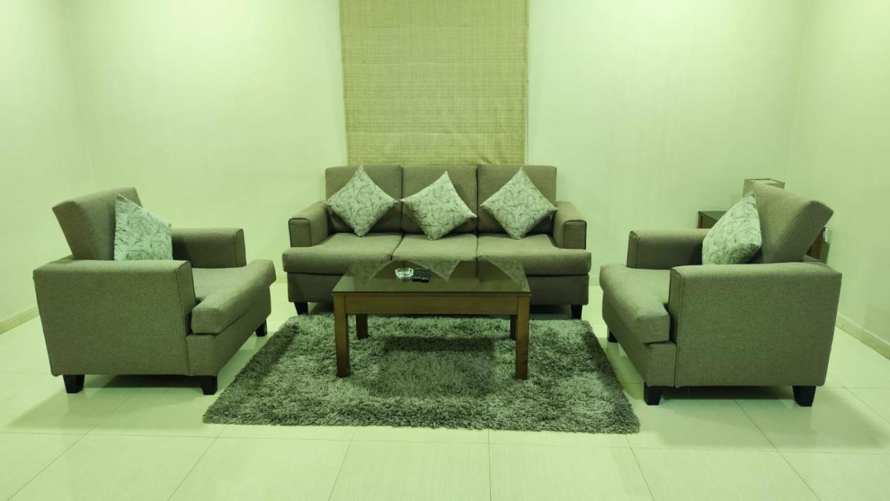 Plaza Home Khobar Exterior foto