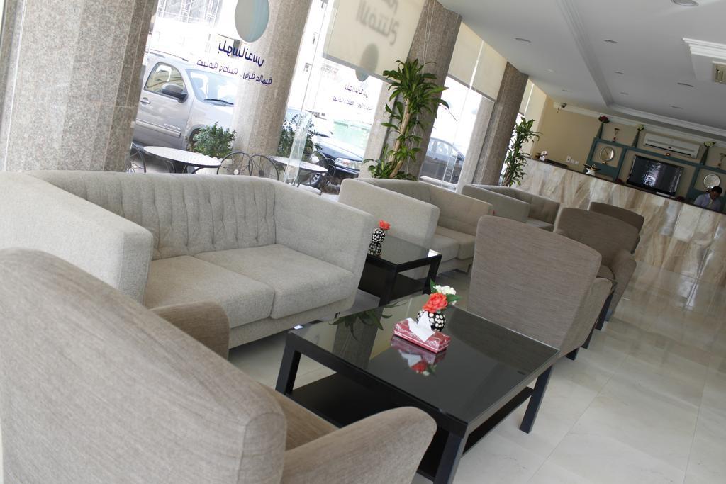 Plaza Home Khobar Quarto foto