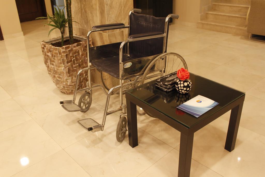 Plaza Home Khobar Exterior foto